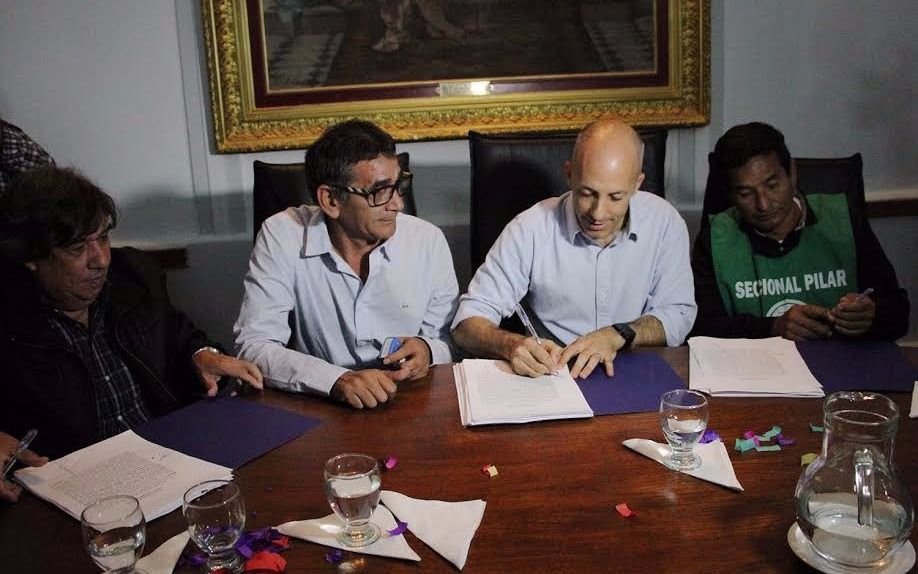 Tras 15 meses de negociación, Pilar firmó el primer Convenio Colectivo de Trabajo