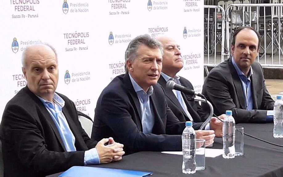 Macri fue a Santa Fe y entre risas habló de un "próximo mandato"