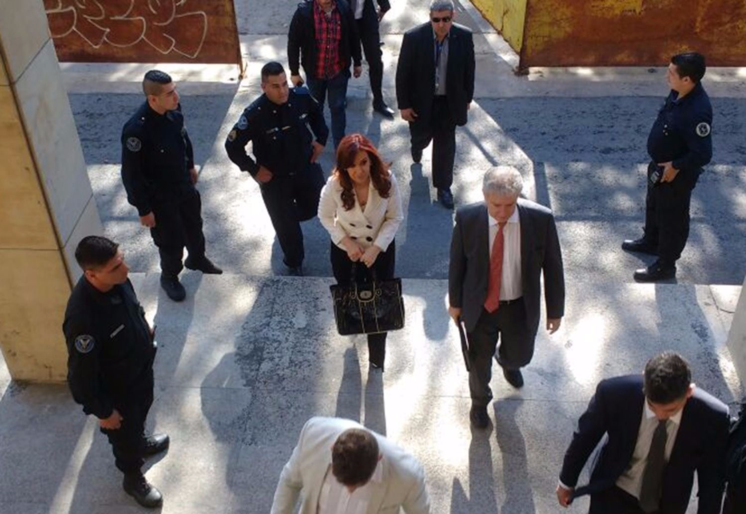 Dólar futuro: CFK declaró como testigo y apuntó contra el Gobierno