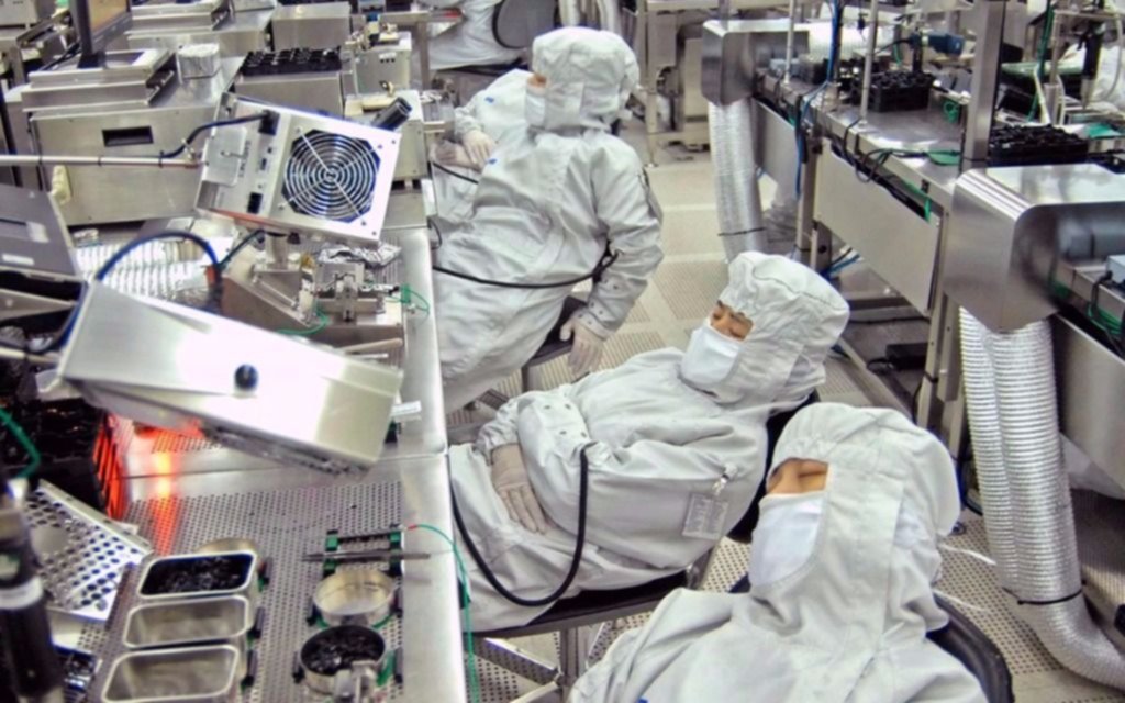 China: le bajan el sueldo a los empleados que no miren el noticiero