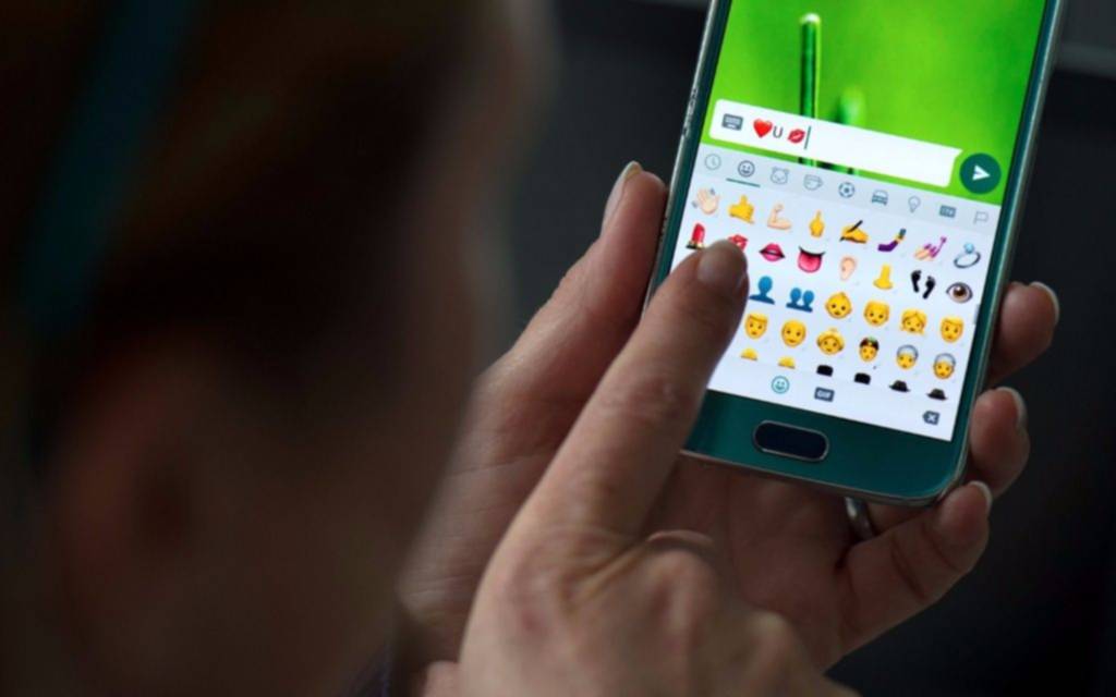 Símbolos en vez de palabras: La ciencia también estudia los emojis 