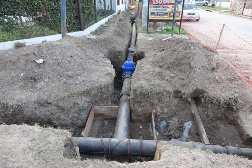 La escasez de agua no da tregua y se suman barrios