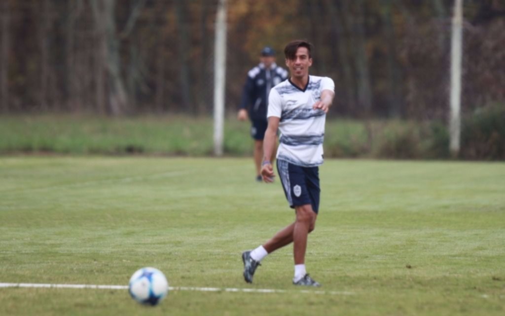 Lobos, al banco en el Clásico