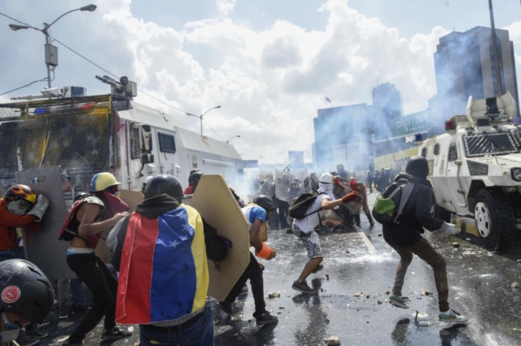 Otros dos muertos por la represión contra las protestas en Venezuela
