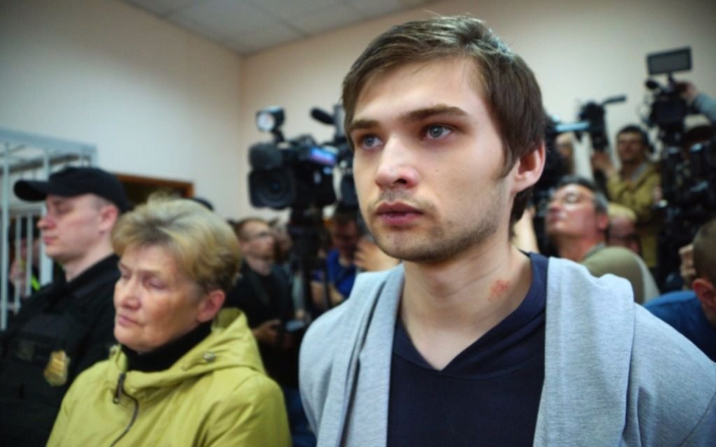 Rusia: lo condenan a tres años y medio de prisión por cazar pokémones en una iglesia