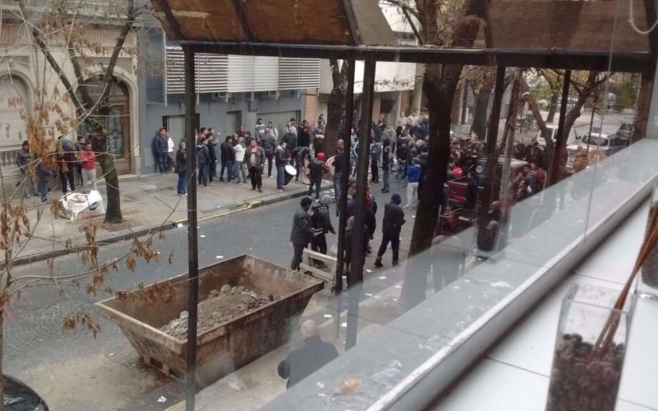 Corte en 9 entre 43 y 44 por una protesta de empleados de Siderar