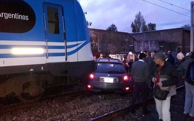 Servicio normalizado del tren Roca tras interrupción por accidente en Bernal
