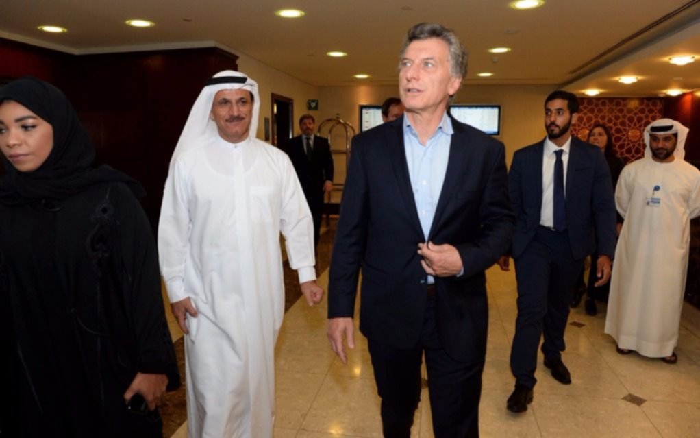 Macri llegó a Dubai y se entrevistará con el primer ministro de los Emiratos Árabes Unidos