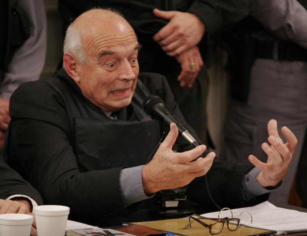 Rechazó la Justicia el pedido de libertad condicional de Von Wernich