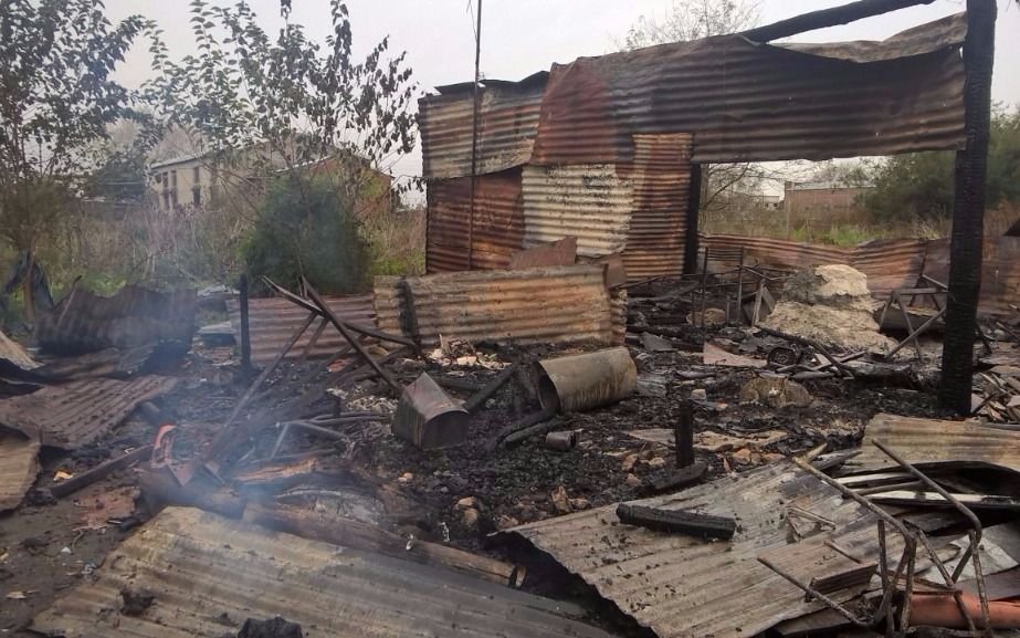 San Carlos: una vivienda fue destruida por las llamas