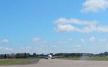 El aeropuerto de Rosario estuvo cerrado hoy por una amenaza de bomba