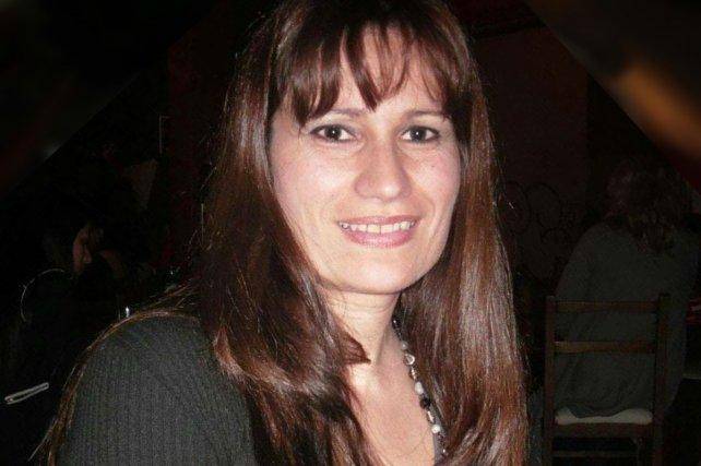 Investigan la muerte de una docente dentro de una comisaría