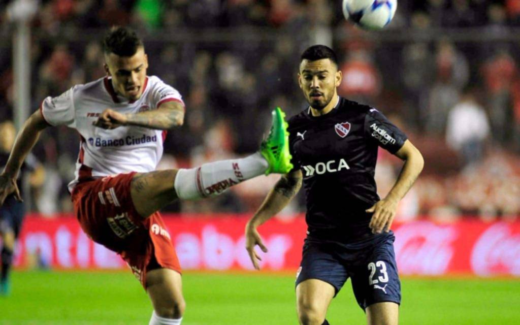 Con polémica, Independiente lo dio vuelta ante Huracán en el final