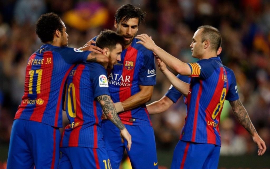 Con dos tantos de Messi, Barcelona goleó al Eibar 