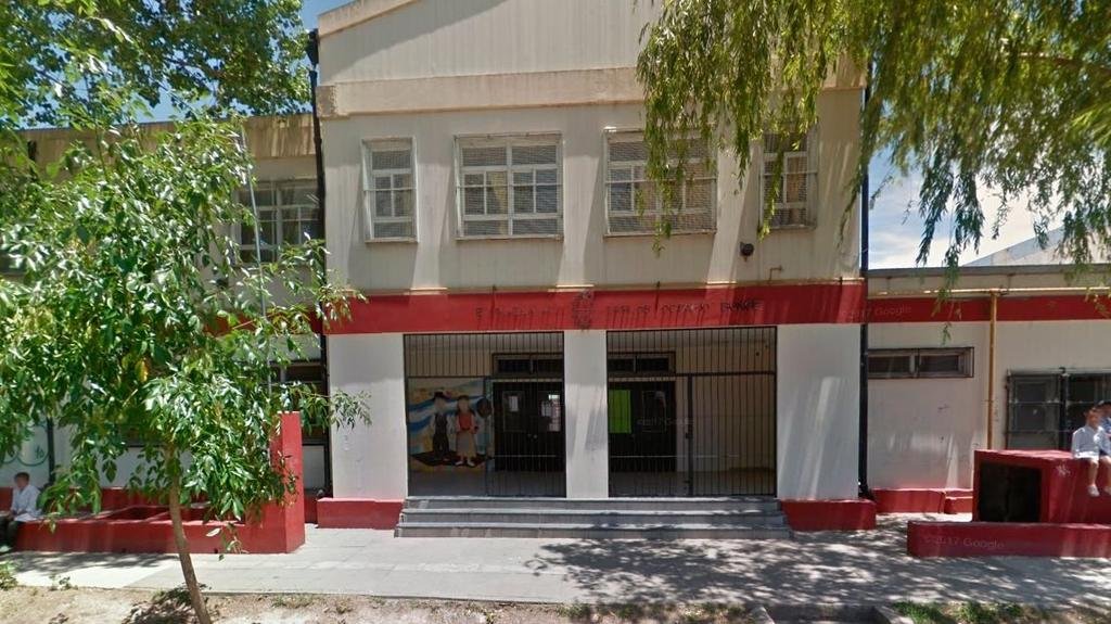 Un alumno hizo tres disparos dentro de una escuela de Tigre