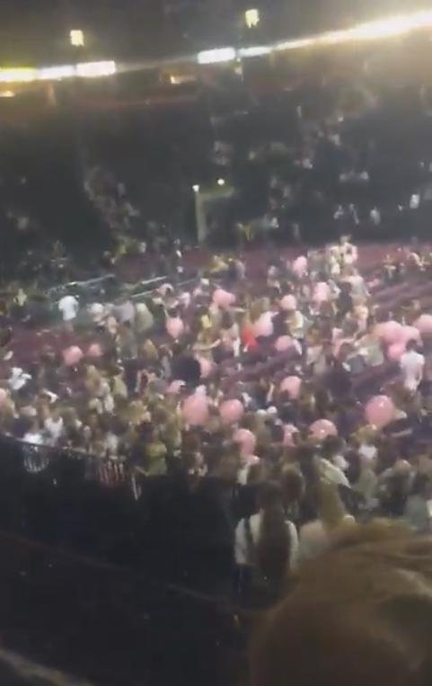 Escenas de pánico y desesperación en el predio del Manchester Arena