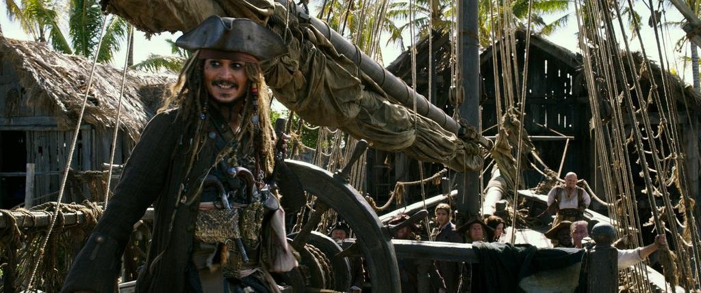 “Piratas del Caribe” navegó sin contratiempos por las salas