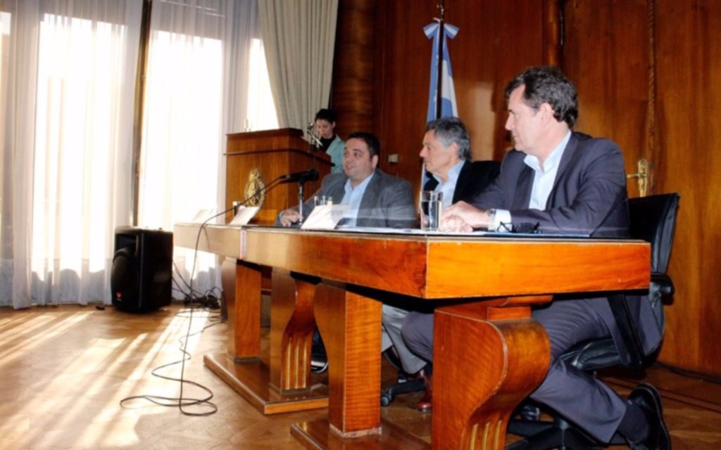 Firman acuerdo para aumentar la producción de motos