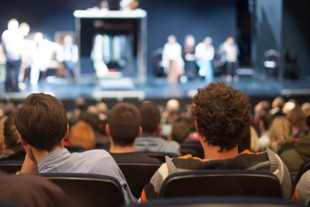 Convocan a grupos de teatro para sumarse a la temporada del Pasaje