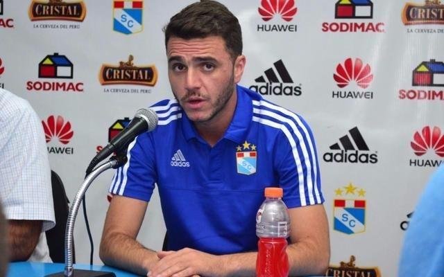 Otro DT apareció con fuerza