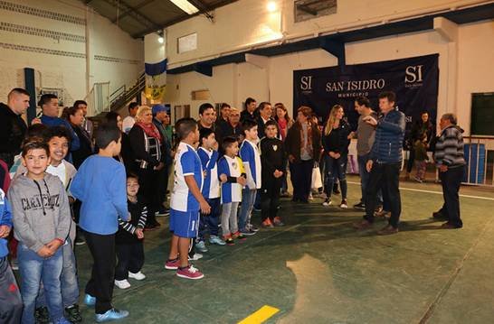 Posse dijo presente en el aniversario del Club Capitán de Los Andes