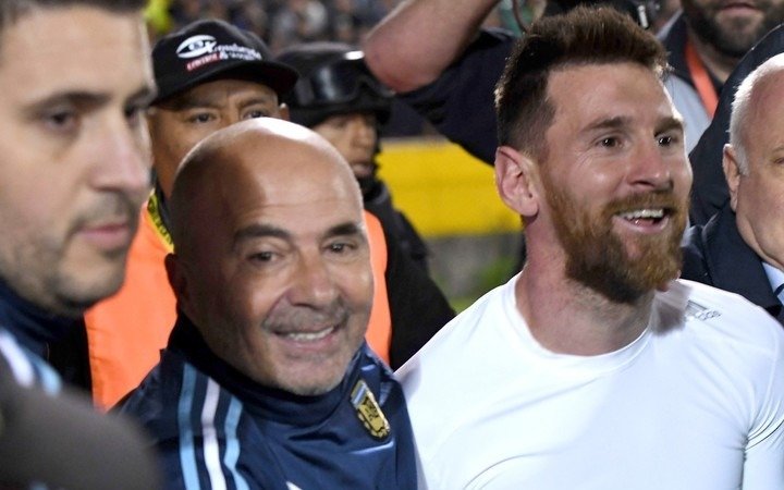 La cuenta regresiva para la lista de 35 que debe entregar Sampaoli