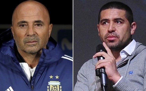"Palitos" de Román Riquelme para el técnico de la Selección