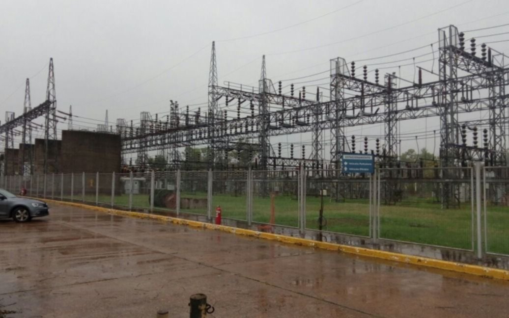 Tolosa: con dos bidones de nafta intentaron sabotear una subestación eléctrica 