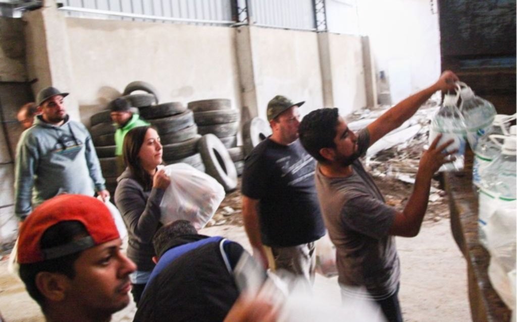 Trabajo del municipio para asistir a damnificados por temporal