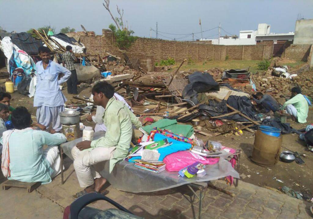Al menos 125 muertos por devastadoras tormentas de arena y viento en la India