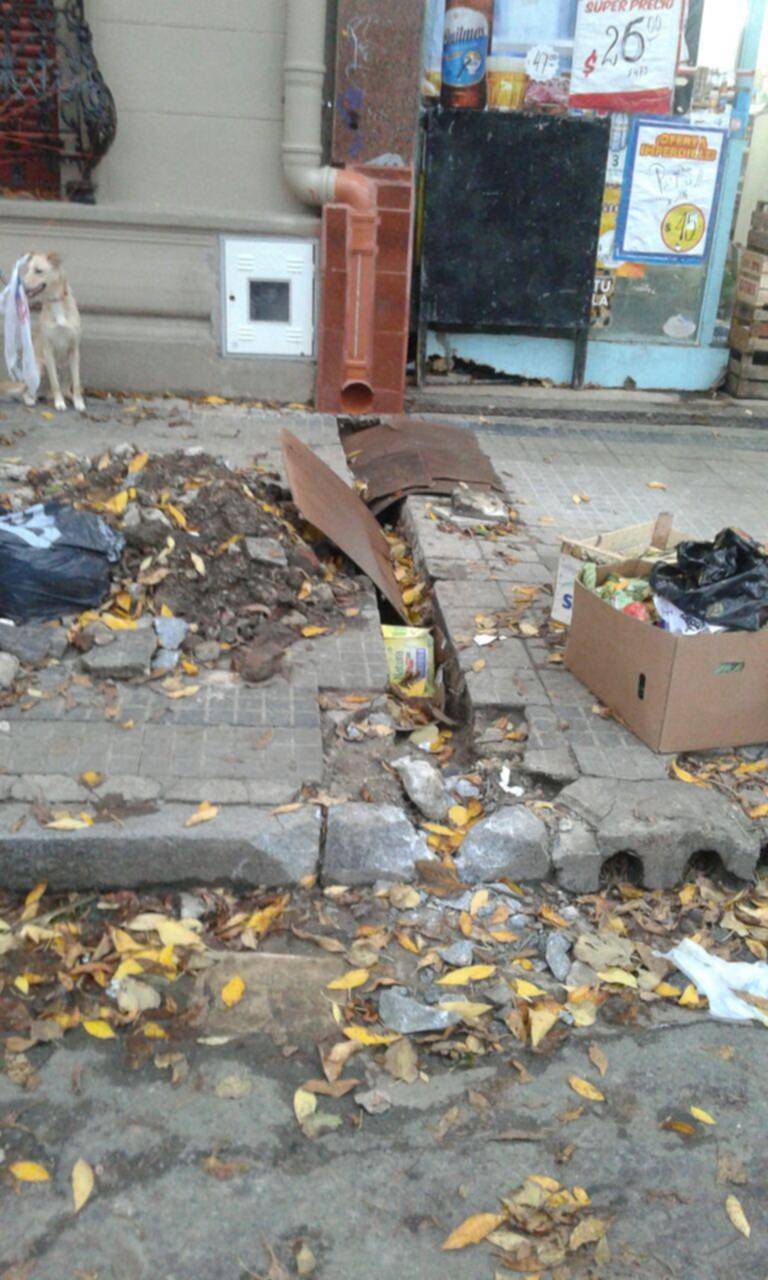 Una cañería casera pone en riesgo a vecinos de una cuadra