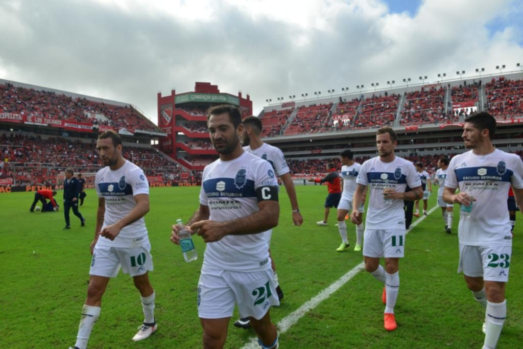 Sin tiempo para el descanso, el Indio y sus jugadores ya le apuntan al duelo con Boca