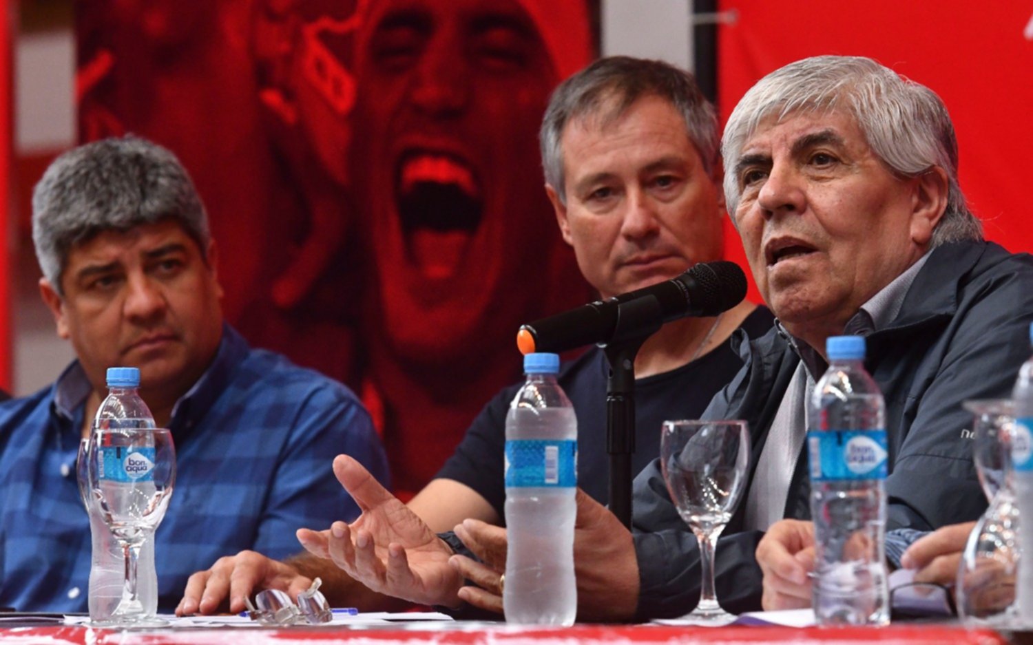 Moyano descartó "renunciar" en Independiente y aseguró que el club "pagó todo"