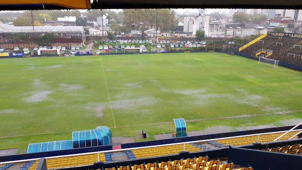 Barracas-Camba fue suspendido y Def. Unidos ascendió a la B