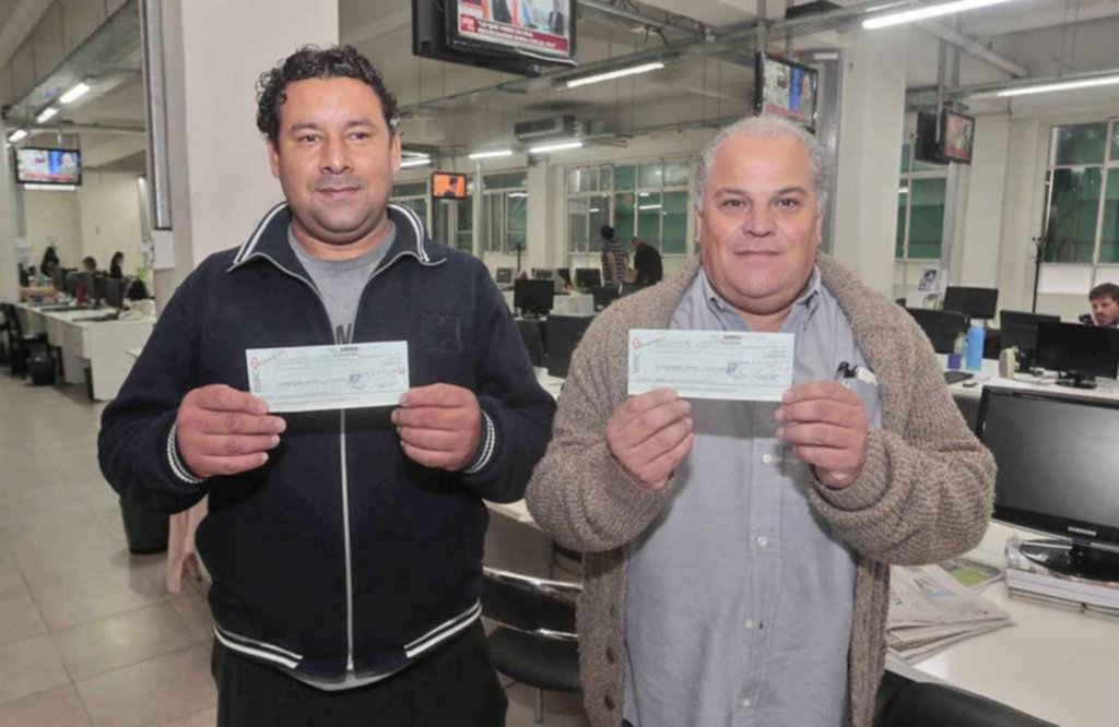 Se fueron más cheques del Cartonazo, ahora para Villa Elvira y Barrio Norte