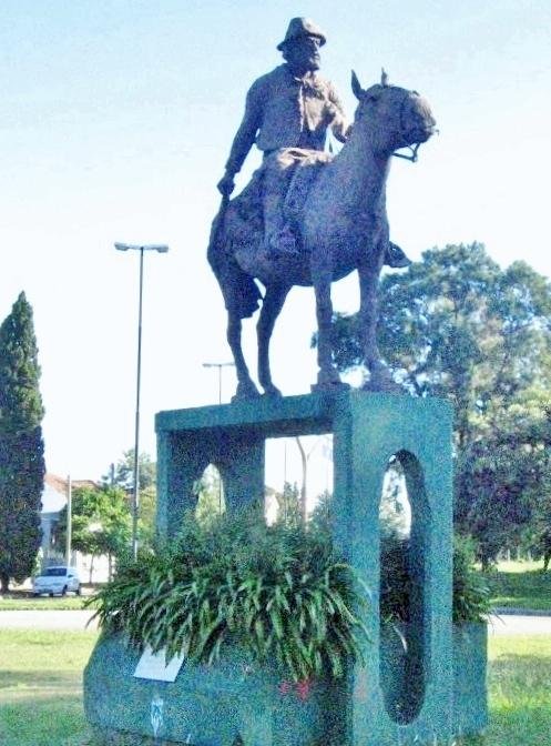 Desde Gonnet, un escultor muy talentoso y premiado