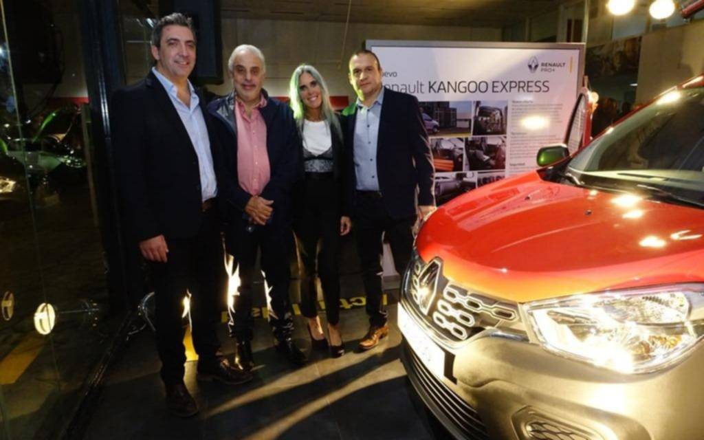 Motorplat: En 7, entre 64 y 65, se presentó la versión renovada de la Kangoo Express
