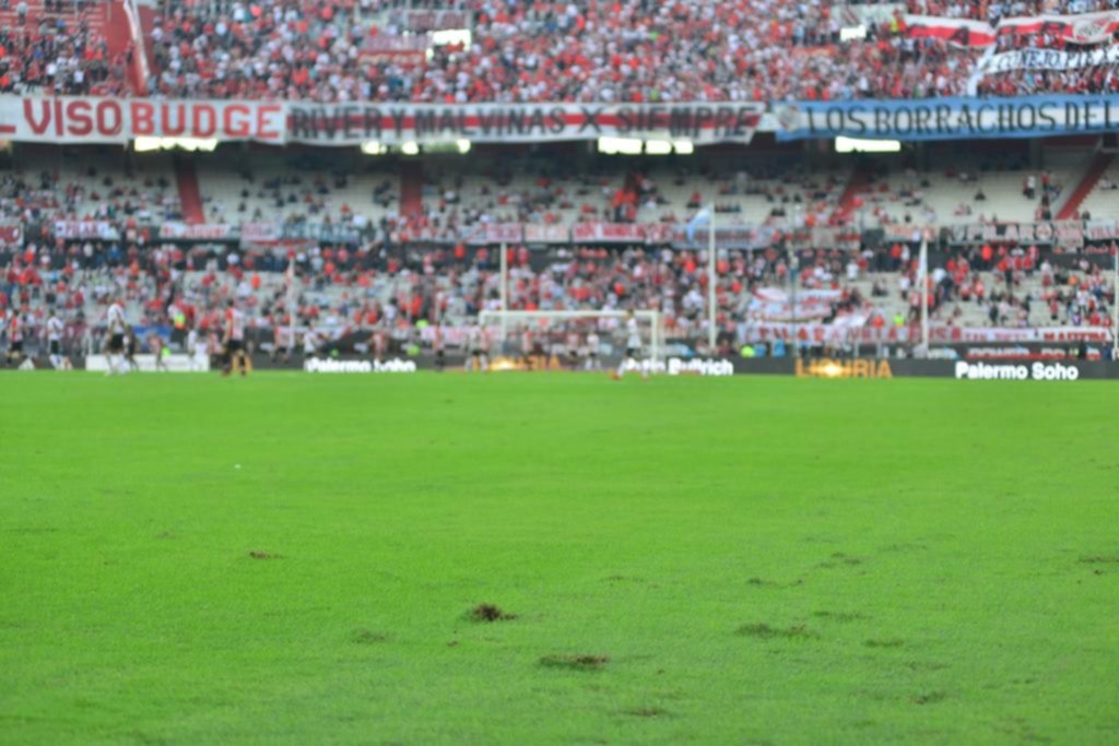 Poca gente en Núñez por el día y horario