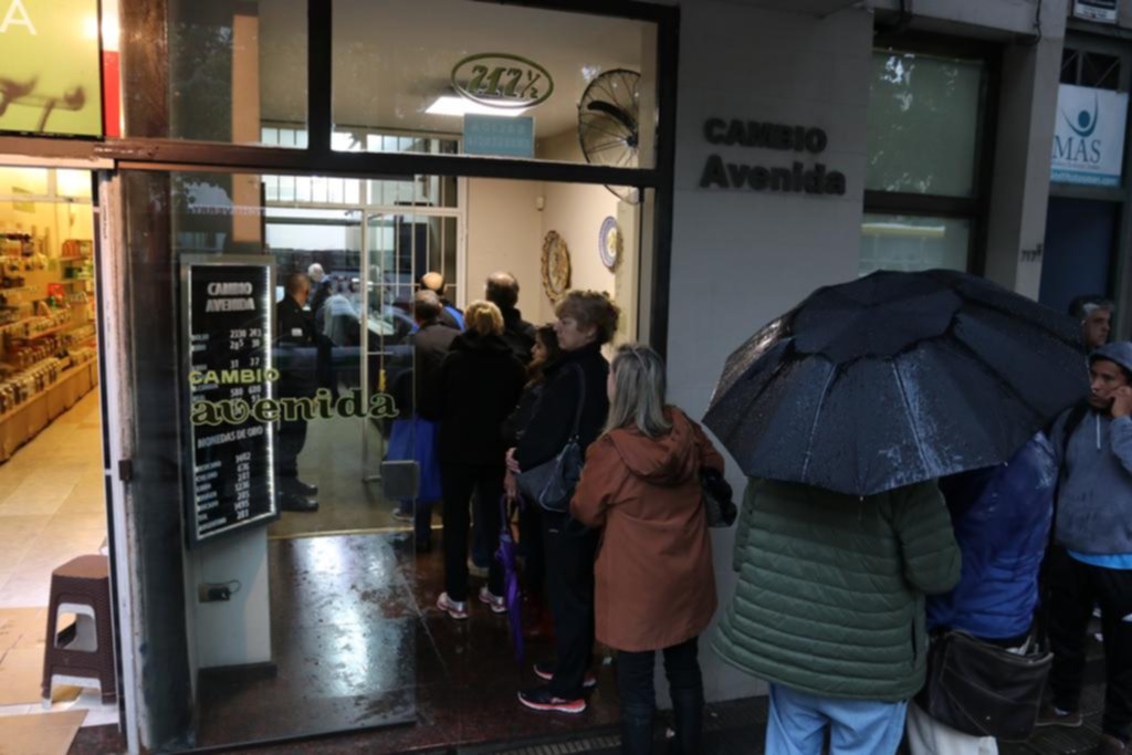 Dólar, inflación, tarifas: mayor impacto anímico en los afectados por crisis previas