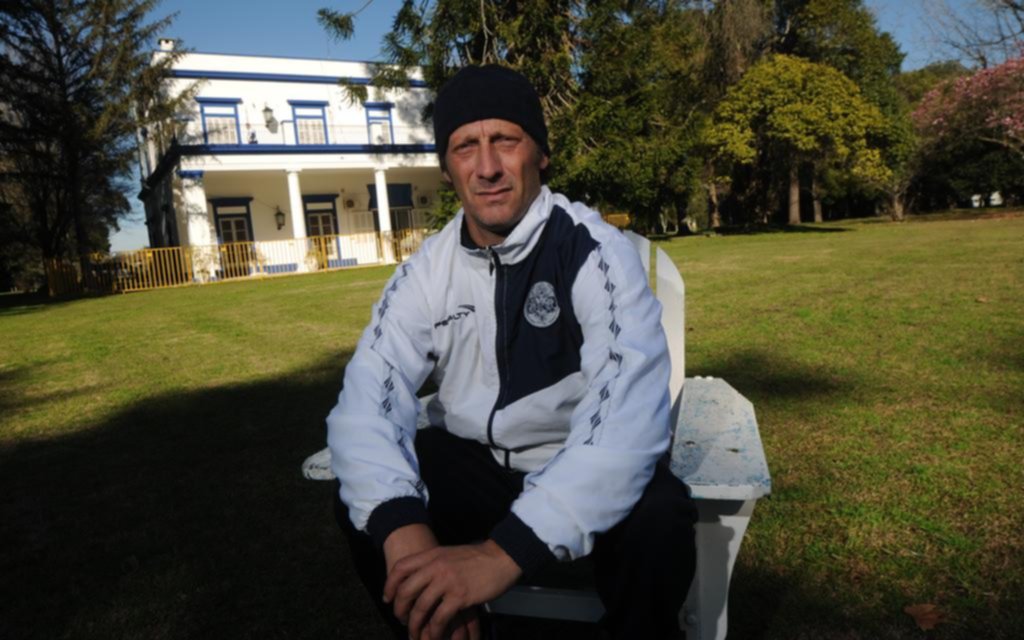 Troglio sale a la cancha, y pone a todos los juveniles bajo la lupa