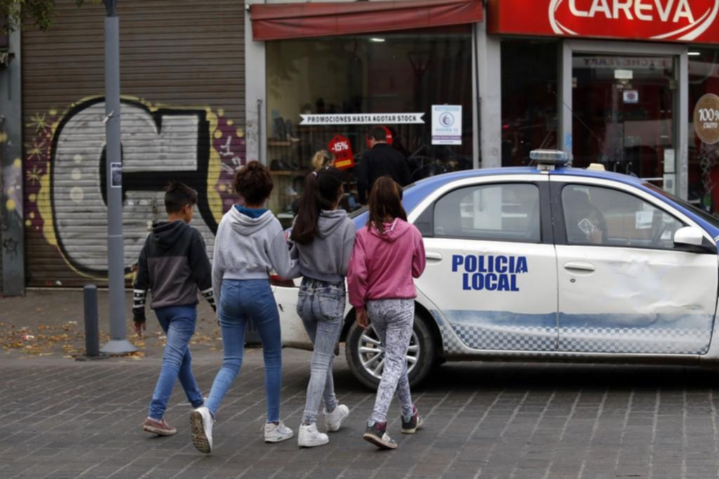 Comerciantes y empresarios piden un protocolo para frenar los ataques de menores