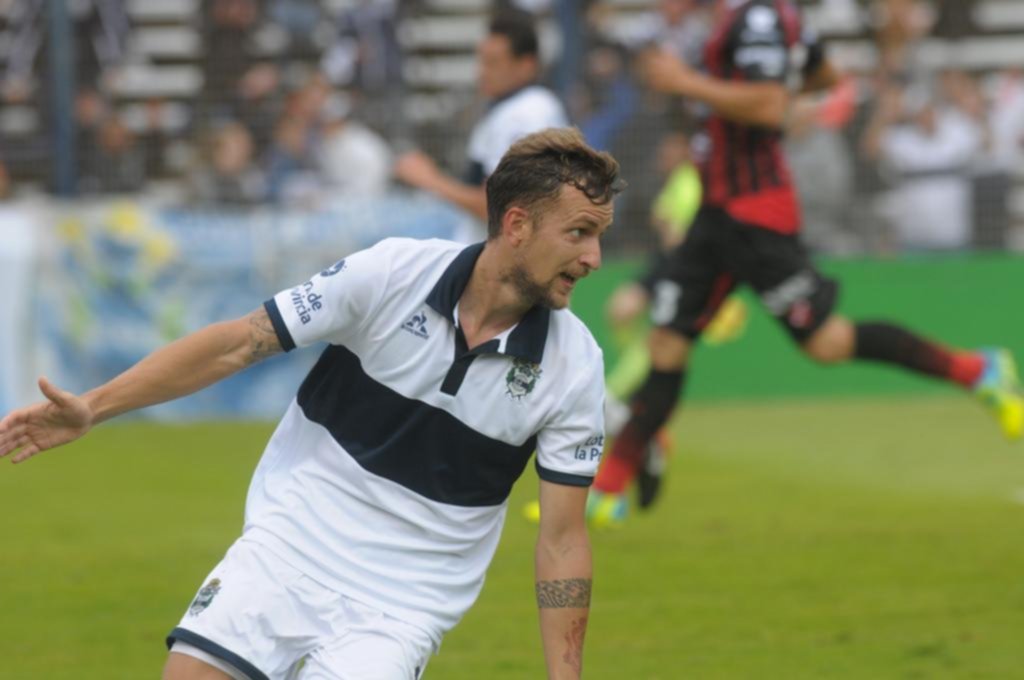 Gimnasia recibe a Newell´s buscando despedirse sonriendo