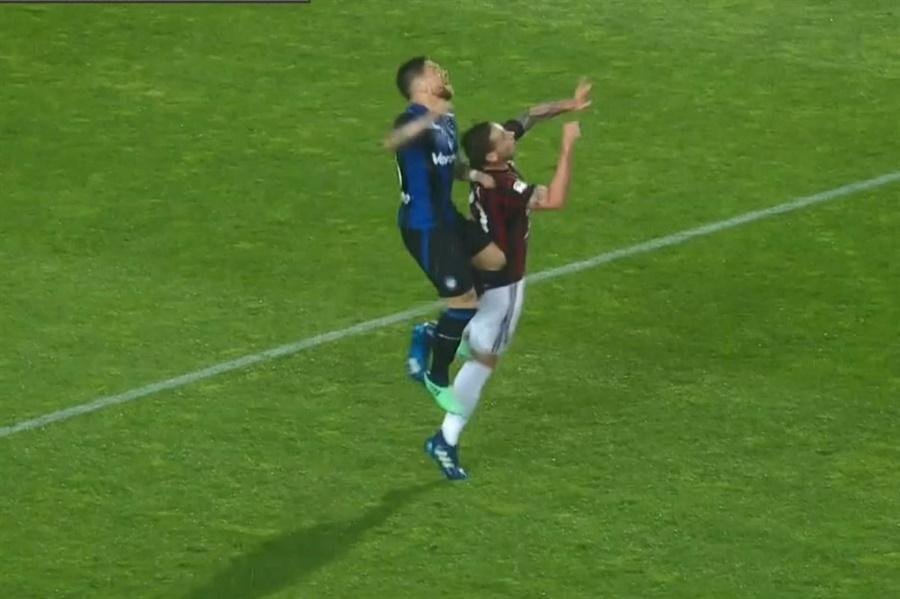 ¿Qué hiciste, Papu? Lesionó a Biglia y hay preocupación