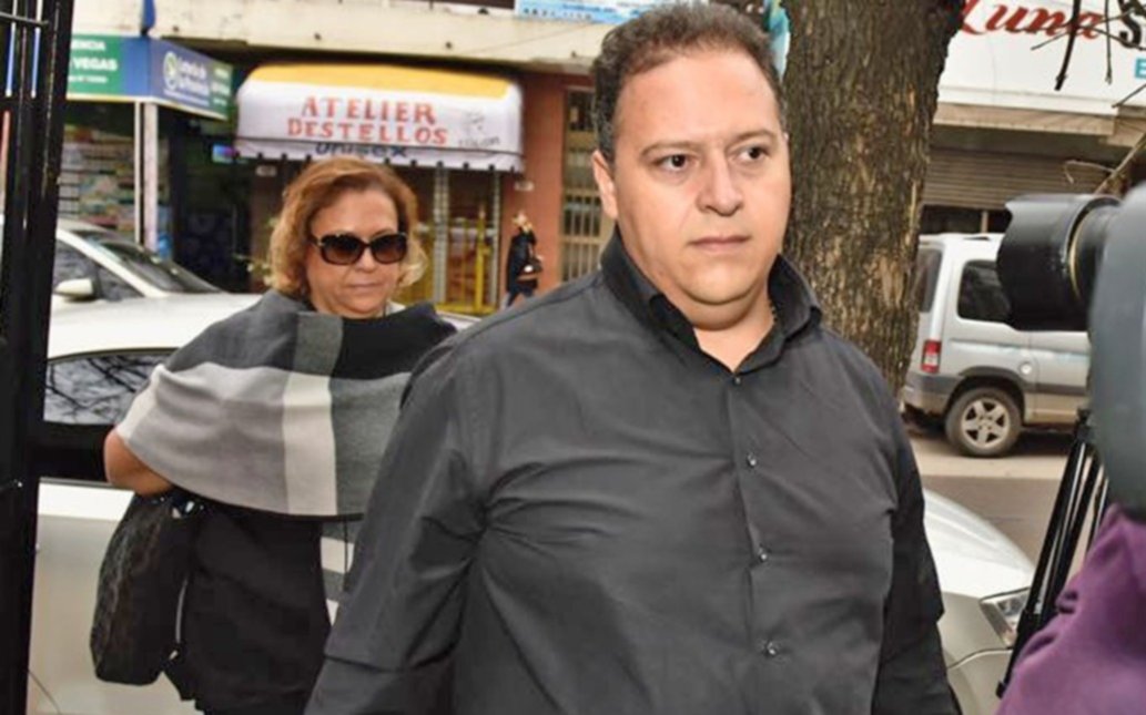 Indagaron a la viuda y el hijo de Pablo Escobar y el miércoles declara "Chicho" Serna