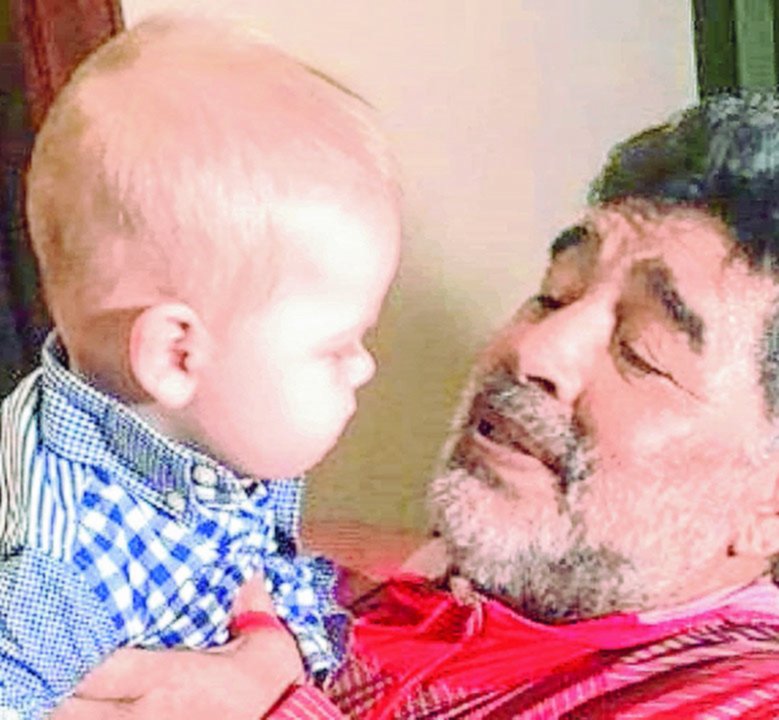 Visita sorpresa de Mirko a Maradona