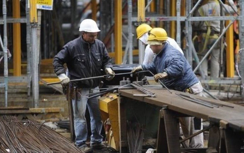 Los precios mayoristas subieron 1,8% en abril y el costo de la construcción 4%