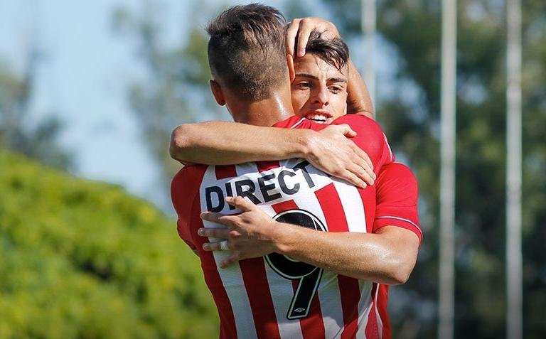 Las juveniles se miden ante River en una parada brava