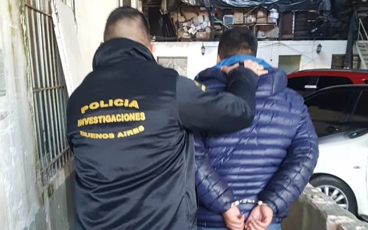 Dos detenidos por el crimen de un joven de 17 años en 77 y 28