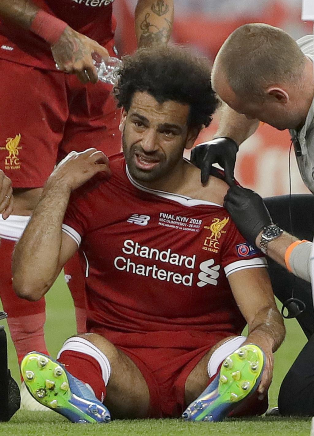 Alerta Mundial: Salah se lesionó el hombro y hay preocupación