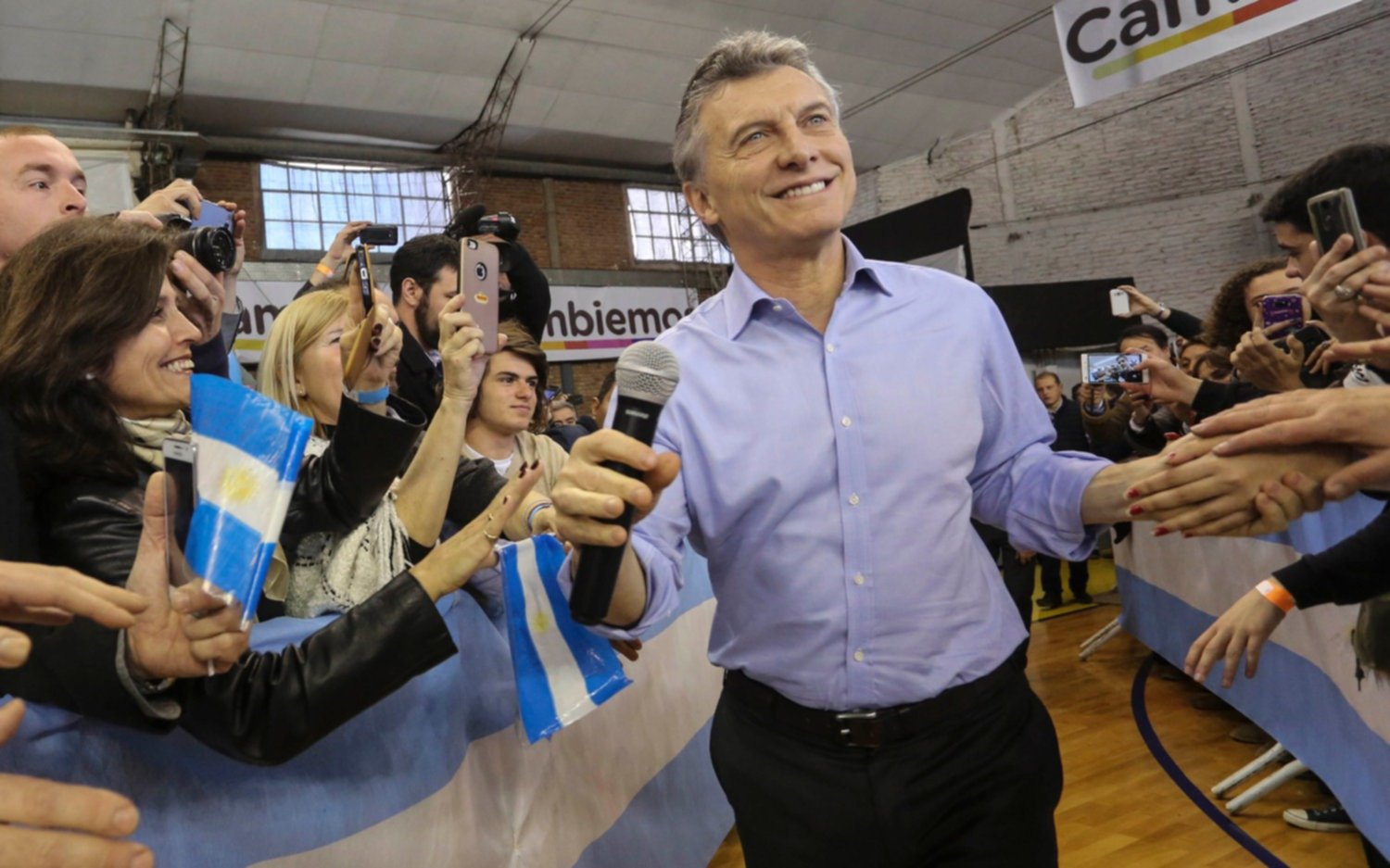 Para Pinedo ante la suba del dólar Macri recibió el respaldo de "la política seria de Argentina"